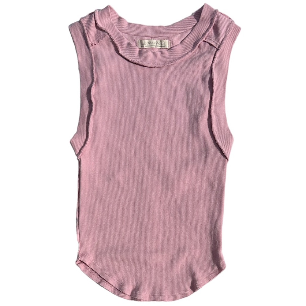 SOLD Free People Kate Tee in
Bleached Mauve • ‼️CURRENT STYLE ‼️